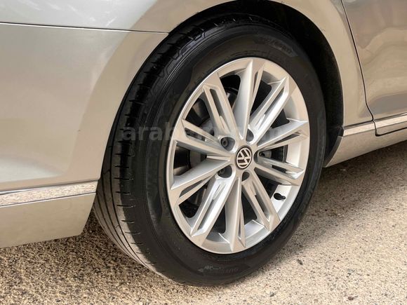 R LİNE DONANIMLI KM ORJINAL 243 BİN