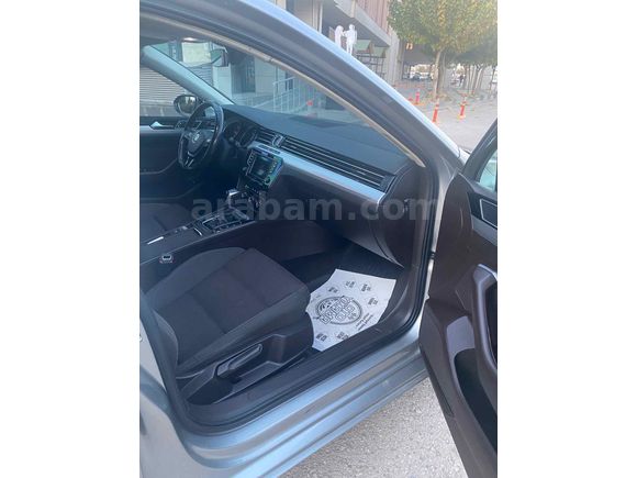 R LİNE DONANIMLI KM ORJINAL 243 BİN