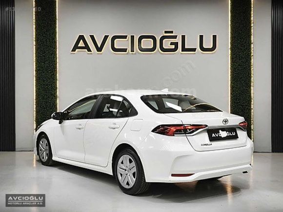 AVCIOĞLU - 2025 TOYOTA COROLLA 1.5 VISION PLUS HATASIZ BOYASIZ