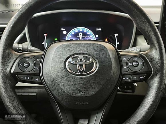 AVCIOĞLU - 2025 TOYOTA COROLLA 1.5 VISION PLUS HATASIZ BOYASIZ
