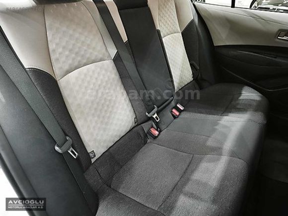 AVCIOĞLU - 2025 TOYOTA COROLLA 1.5 VISION PLUS HATASIZ BOYASIZ