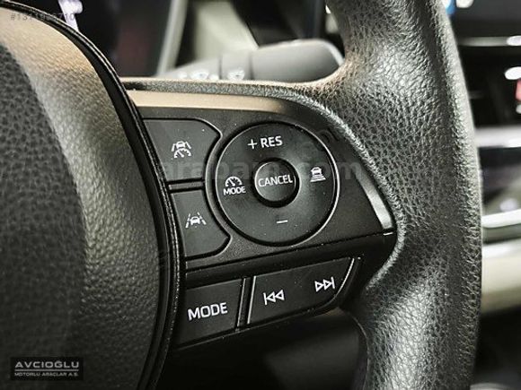 AVCIOĞLU - 2025 TOYOTA COROLLA 1.5 VISION PLUS HATASIZ BOYASIZ
