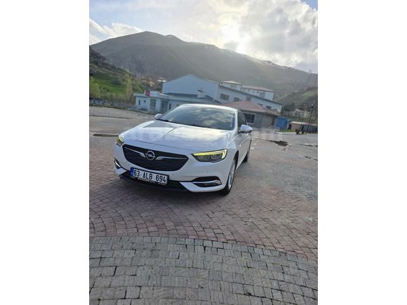 Sahibinden Opel Insignia 1.6 CDTI Grand Sport Enjoy 2017 Model.        ACİLLL