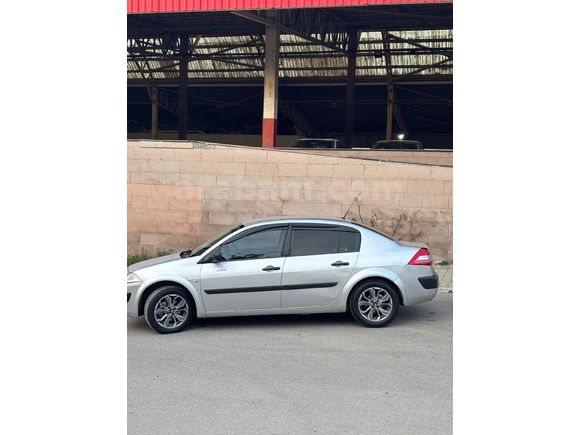 Sahibinden Renault Megane 1.6 Authentique 2007 Model