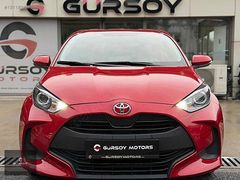 2023 TOYOTA YARİS 1.5 DREAM MULTİDRİVE 24.000KM KIRMIZI