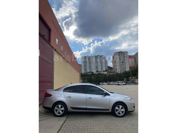 HATASIZ BOYASIZ DEĞİŞENSİZ 126.ooo km 1.6 LPG