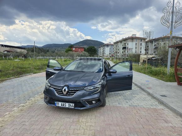SAHİBİNDEN TİTİZLİKLE KULLANILMIŞ - İCONE MEGANE