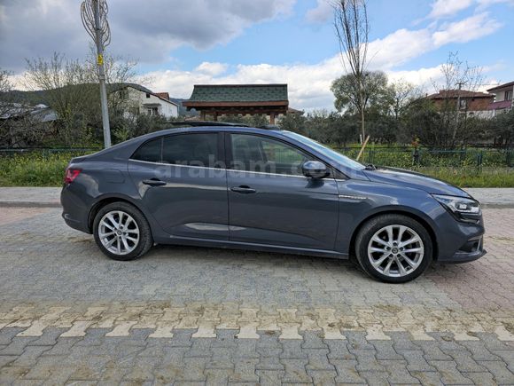 SAHİBİNDEN TİTİZLİKLE KULLANILMIŞ - İCONE MEGANE