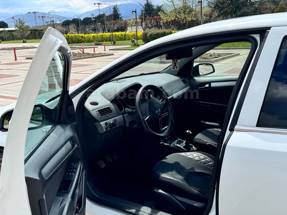Sahibinden Opel Astra 1.3 CDTI Enjoy 111.Yıl 2011 Model 
