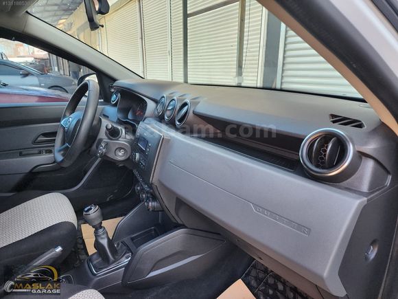 MASLAK GARAJ SAMSUNDAN 4X4 DACİA DUSTER