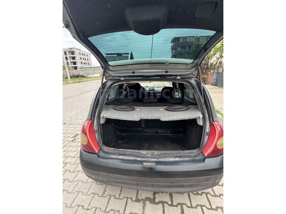 Sahibinden Renault Clio 1.4 Dynamique 2002 Model 