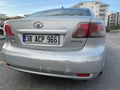Sahibinden tek parça boyalı avensis