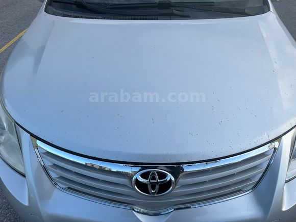 Sahibinden tek parça boyalı avensis