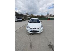 Sahibinden Hyundai Accent Blue 1.4 CVVT Mode 2012 Model