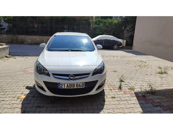 İlk Sahibinden Opel Astra 1.4 T Edition Plus 2020 Model Balıkesir 61.000 km Beyaz
