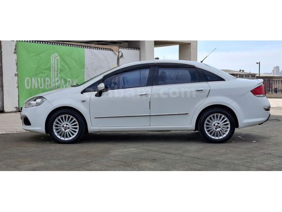 Sahibinden Fiat Linea 1.3 Multijet Actual Plus 2015 Model  200.500 km Beyaz
