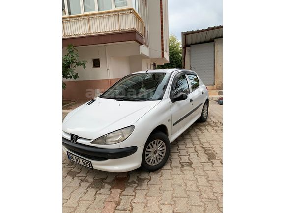 Sahibinden Peugeot 206 1.4 XR 2000 Model