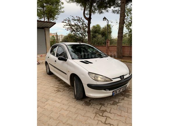 Sahibinden Peugeot 206 1.4 XR 2000 Model