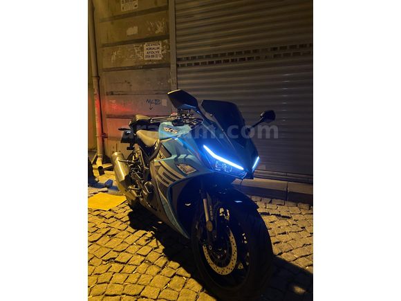 İLK SAHİBİNDEN - 1400 KM - BAKIMLI RKS R250