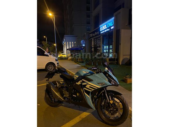 İLK SAHİBİNDEN - 1400 KM - BAKIMLI RKS R250
