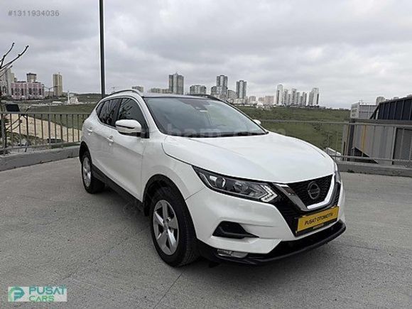 PUSAT'TAN CAM TAVANLI 2020 QASHQAİ 1.3DIG-T SKYPACK KARTA TAKSİT