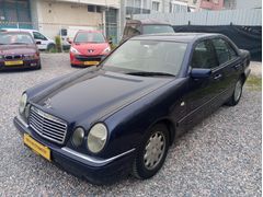 Galeriden Mercedes - Benz E 200 Elegance 1998 Model İzmir