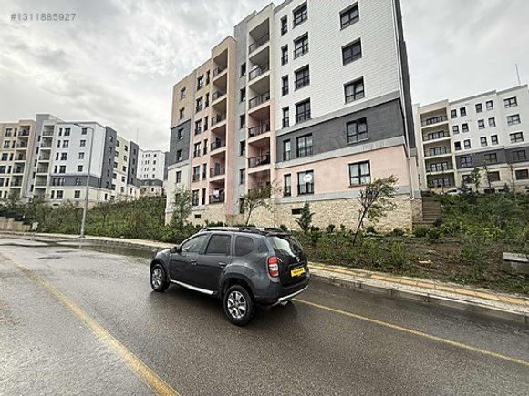 2017 model Duster 4X4 LAUREATE paketi