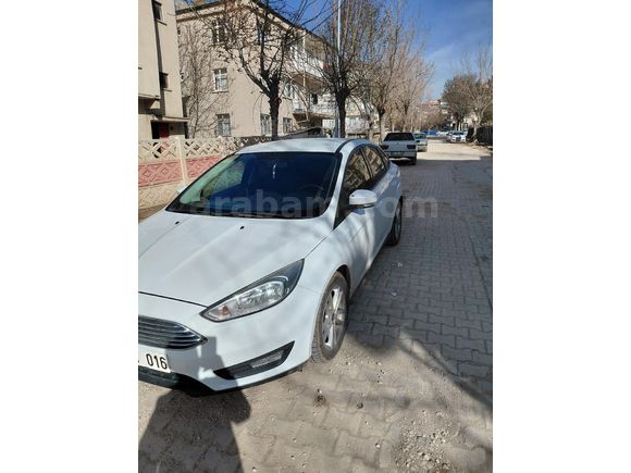 Sahibinden Ford Focus 1.6 TDCi Style 2017 Model  171.000 km Beyaz