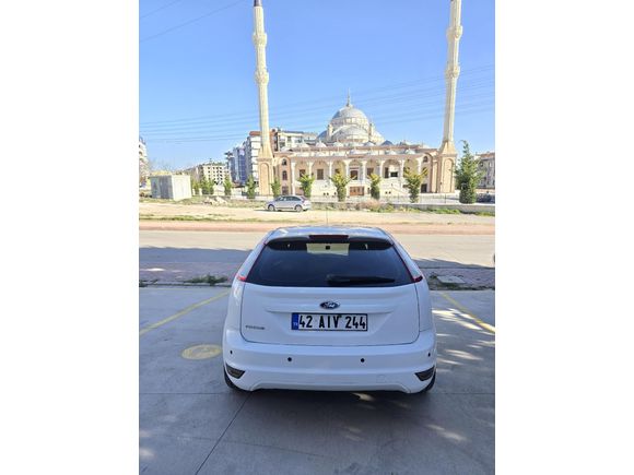 Sahibinden Ford Focus 1.6 Comfort 2011 Model