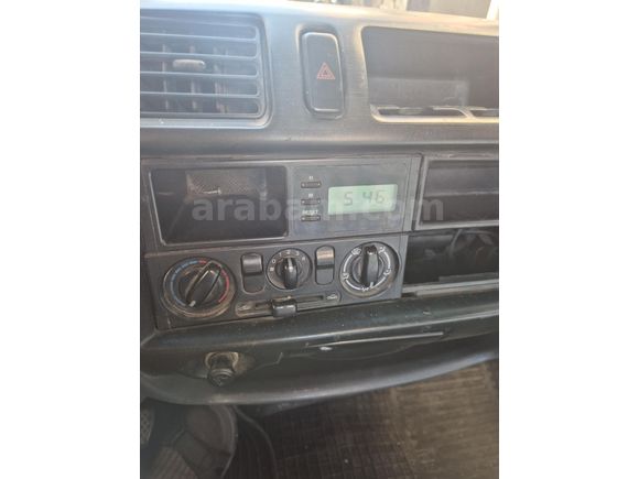 Sahibinden Mazda E 2200 Kasa lı MAZDA  E 2200 modelidir  Araç cift Tekerdir  2007 Trafik cikisli .120.000 nk Kalan  12/15/18/24 vade Takas olur