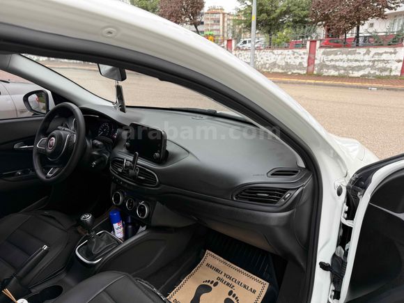 Sahibinden Fiat Egea 1.4 Fire Urban 2023 Model 