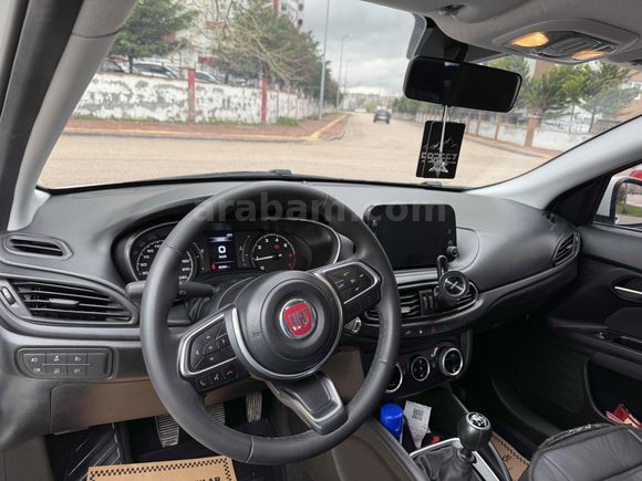 Sahibinden Fiat Egea 1.4 Fire Urban 2023 Model 