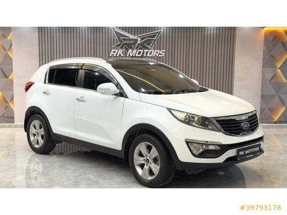 HATASIZ 2013 KİA SPORTAGE 1.6 GDİ C.PLUS+ISITMA+CAMTAVAN+M.MEDYA