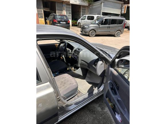 Hyundai Accent 1.3 Admire/Otomatik/2005 Model/Satılık/Elazığ