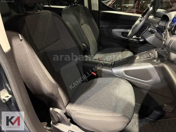 KANDİLLİ MOTORS'DAN 2024 OPEL COMBO ULTİMATE CAM TAVAN *HATASIZ*