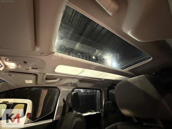 KANDİLLİ MOTORS'DAN 2024 OPEL COMBO ULTİMATE CAM TAVAN *HATASIZ*