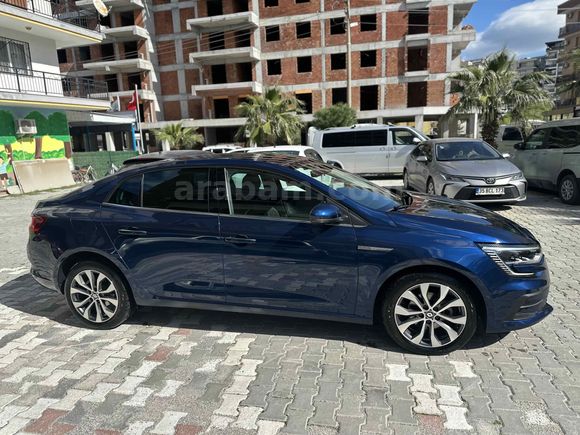 Sahibinden Renault Megane 1.3 TCe Icon 2024 Model 
