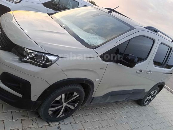 Sahibinden Peugeot Rifter 1.5 BlueHDI GT 2021 Model 