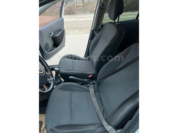 Sahibinden Renault Clio 1.2 Extreme 2012 Model  190.000 km Beyaz