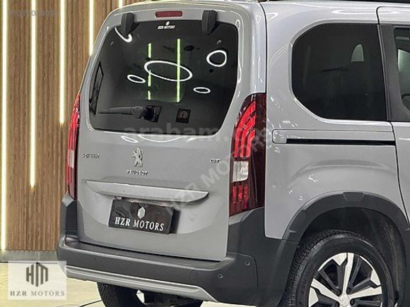 HZR MOTORS 2023 HATASIZ PEUGEOT RİFTER 1.5 BLUEHDI GT CAM TAVAN