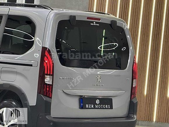 HZR MOTORS 2023 HATASIZ PEUGEOT RİFTER 1.5 BLUEHDI GT CAM TAVAN
