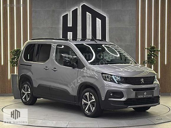 HZR MOTORS 2023 HATASIZ PEUGEOT RİFTER 1.5 BLUEHDI GT CAM TAVAN