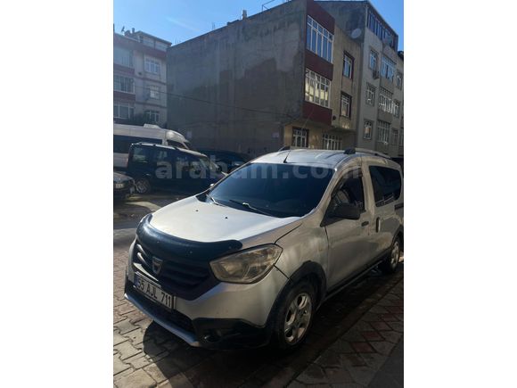 Sahibinden Dacia Dokker 1.5 DCi Stepway 2013 Model  360.000 km Gri (Gümüş)