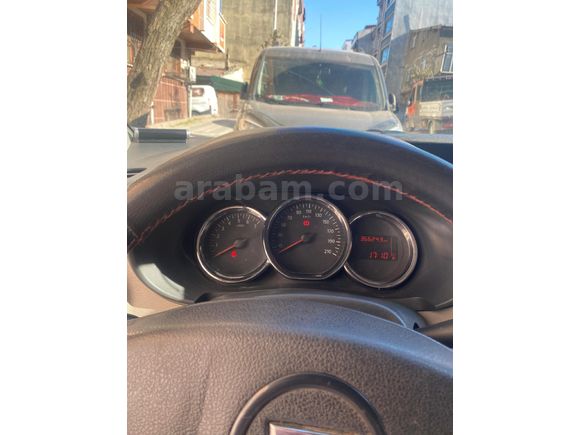Sahibinden Dacia Dokker 1.5 DCi Stepway 2013 Model  360.000 km Gri (Gümüş)