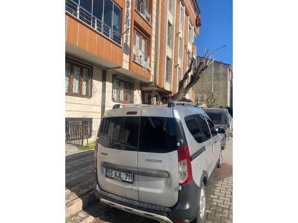 Sahibinden Dacia Dokker 1.5 DCi Stepway 2013 Model  360.000 km Gri (Gümüş)
