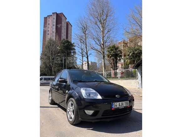 Sahibinden Ford Fiesta 1.4 TDCi Comfort 2004 Model İstanbul 315.000 km Siyah