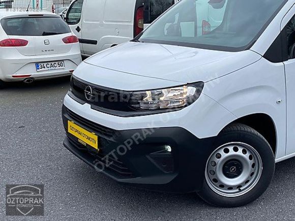 ÖZTOPRAK-2026 OPEL COMBO CARGO EDİTİON XL 1.5 DİZEL-4.75 VADE
