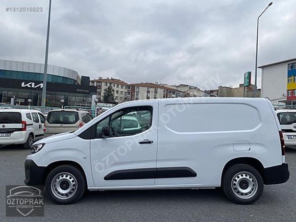 ÖZTOPRAK-2026 OPEL COMBO CARGO EDİTİON XL 1.5 DİZEL-4.75 VADE