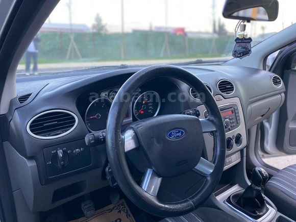 İlk Ruhsat Sahibinden Tertemiz Bakımlı Focus