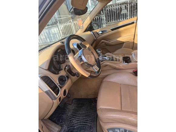 Sahibinden Porsche Cayenne Diesel 2011 Model 